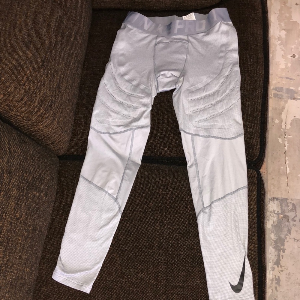 Nike Hyperwarm padded tights Men’s XL